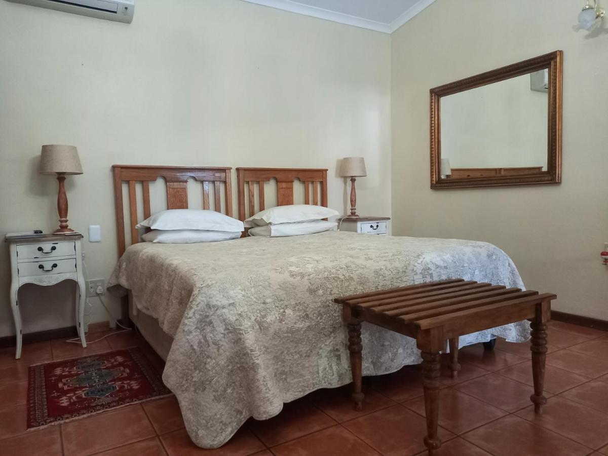 Avondrust Guest House Graaff Reinet Luaran gambar